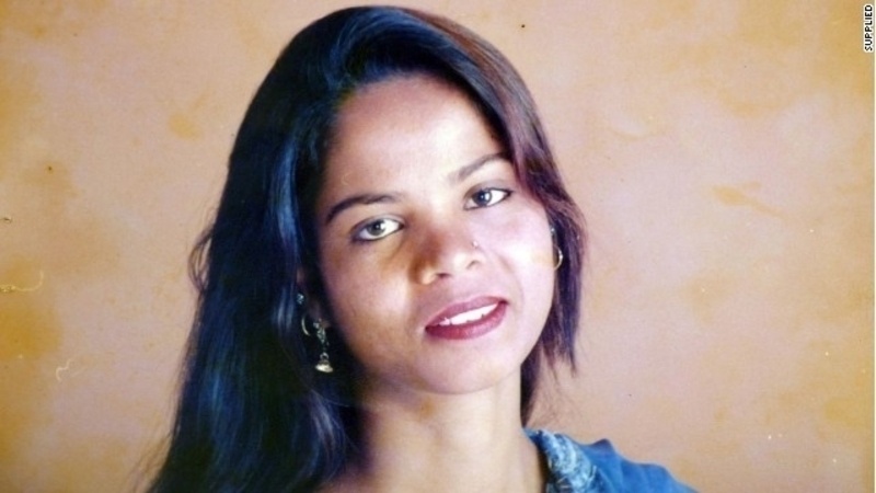 E404cf 141020165557 asia bibi family photo story top x800