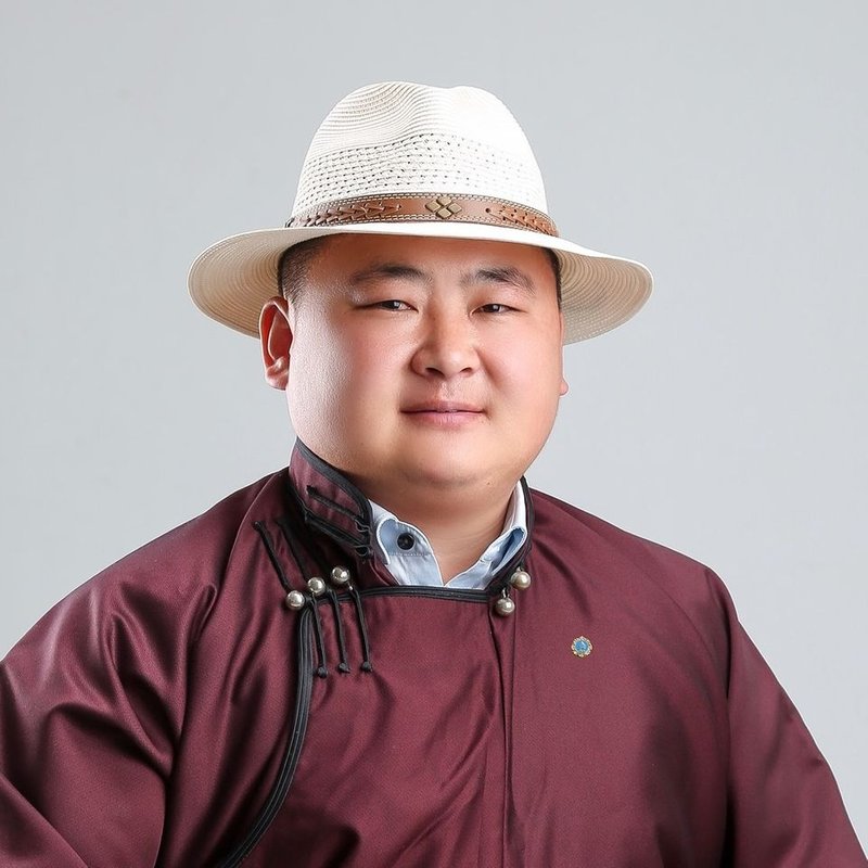 А.Отгонбаатар: Нутагтаа очиж шинэчлэл хийсэн тухайгаа бичсэнийг сонгуульд  ялсан гэж буруу ойлгоод байна