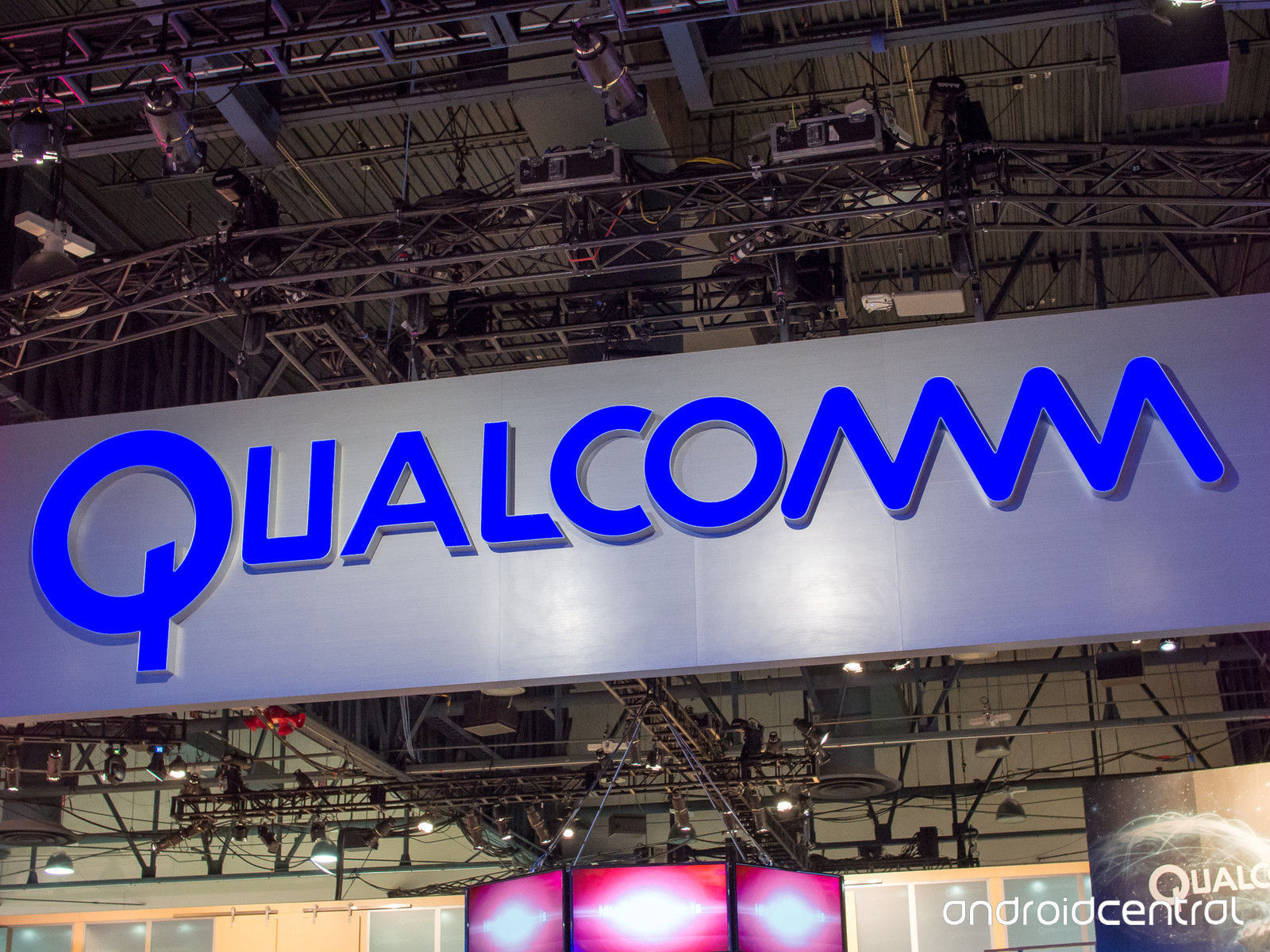 Өмнөд Солонгос Qualcomm-ийг түүхэн дээд хэмжээгээр торголоо