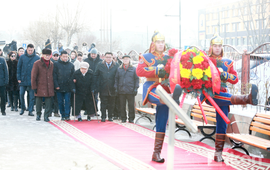 Зураг