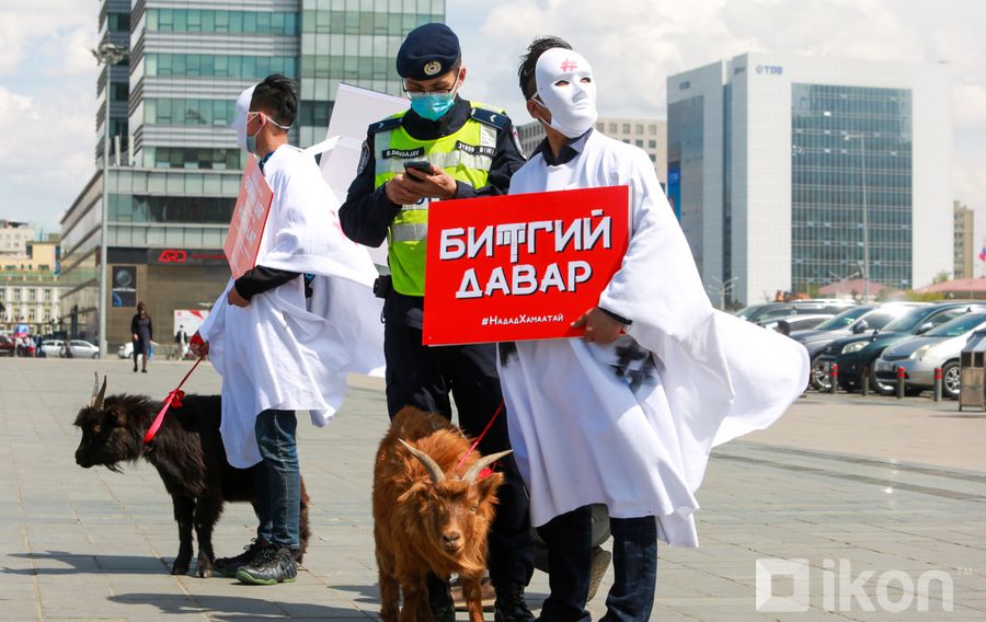 Зураг