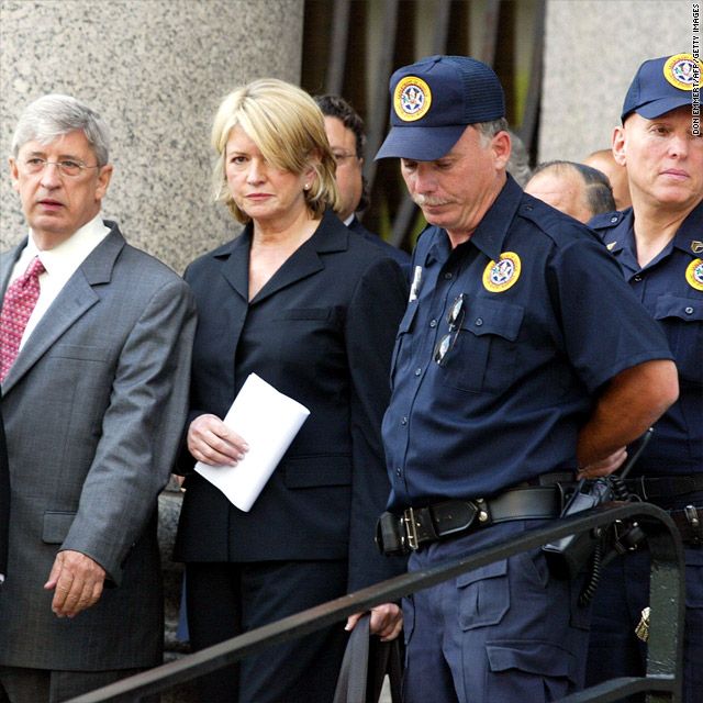 #UNLOCK 64: Жэймс Коми АНУ-ын Холбооны мөрдөх товчооны даргын ажлаасаа ...