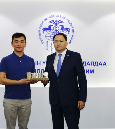 Зураг