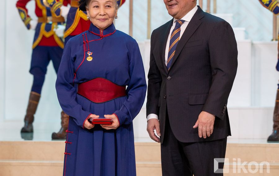 Зураг