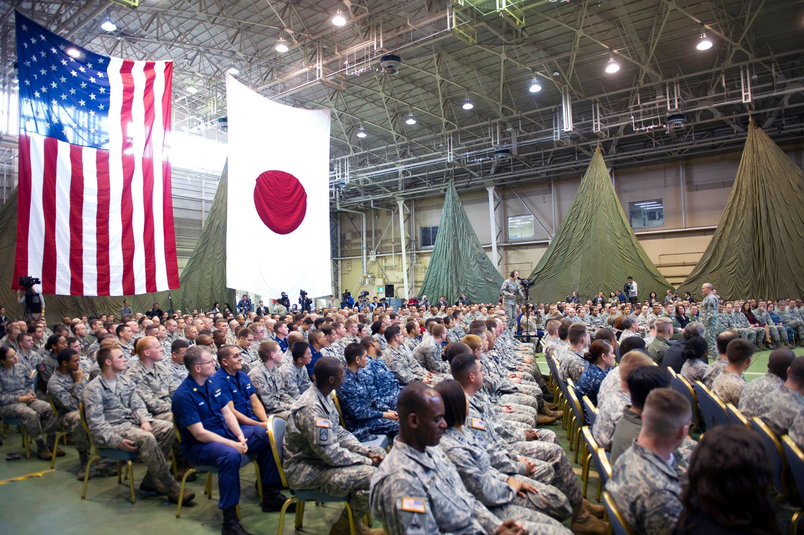 Военный союз японии. Окинава Япония военные базы США. Военные базы США В Японии. База США В Японии Окинава. Военная база США В Японии на Окинаве.