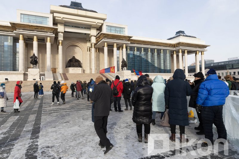 ЖАГСААЛ: Гуравхан сая ард түмэн бид сайхан амьдрах ёстой