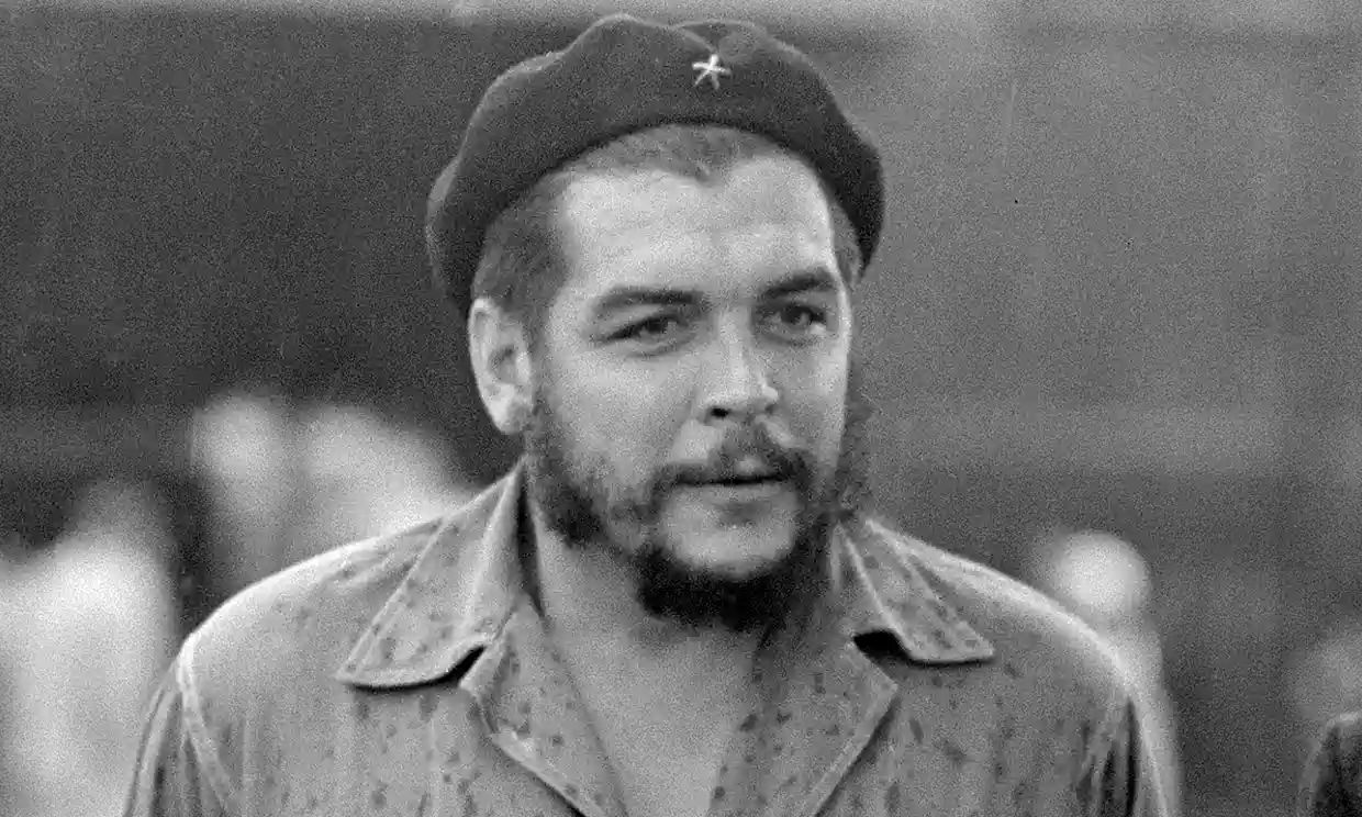 Че Гевараг цаазалсан Боливийн армийн цэрэг 80 насандаа таалал төгсжээ