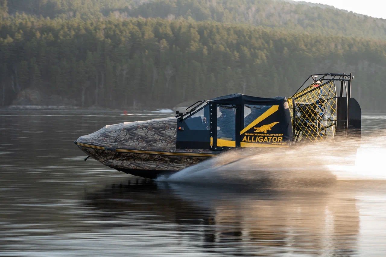 ТАНИЛЦ: Газар уснаа явагч “ALLIGATOR RAPTOR 590“