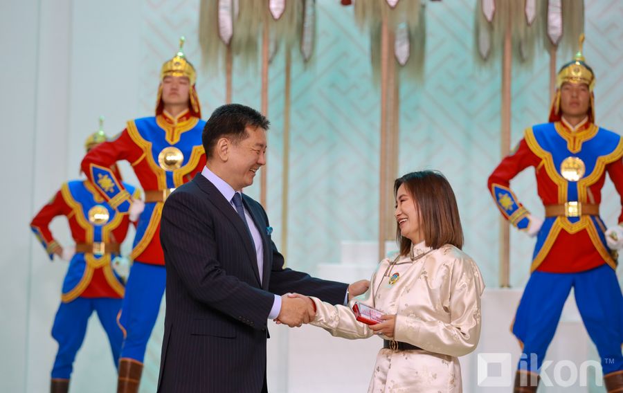 Зураг