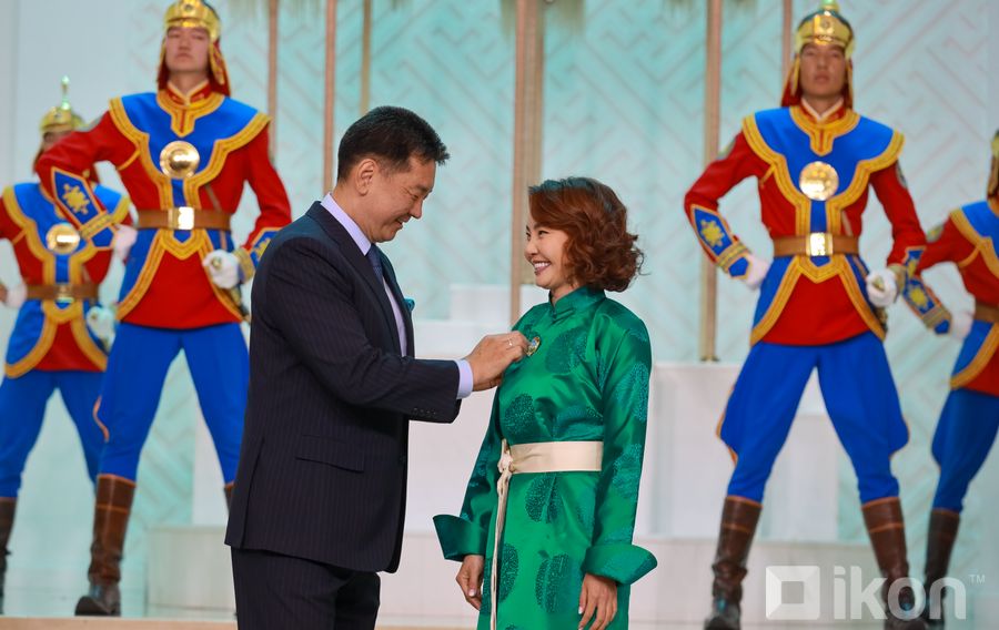 Зураг