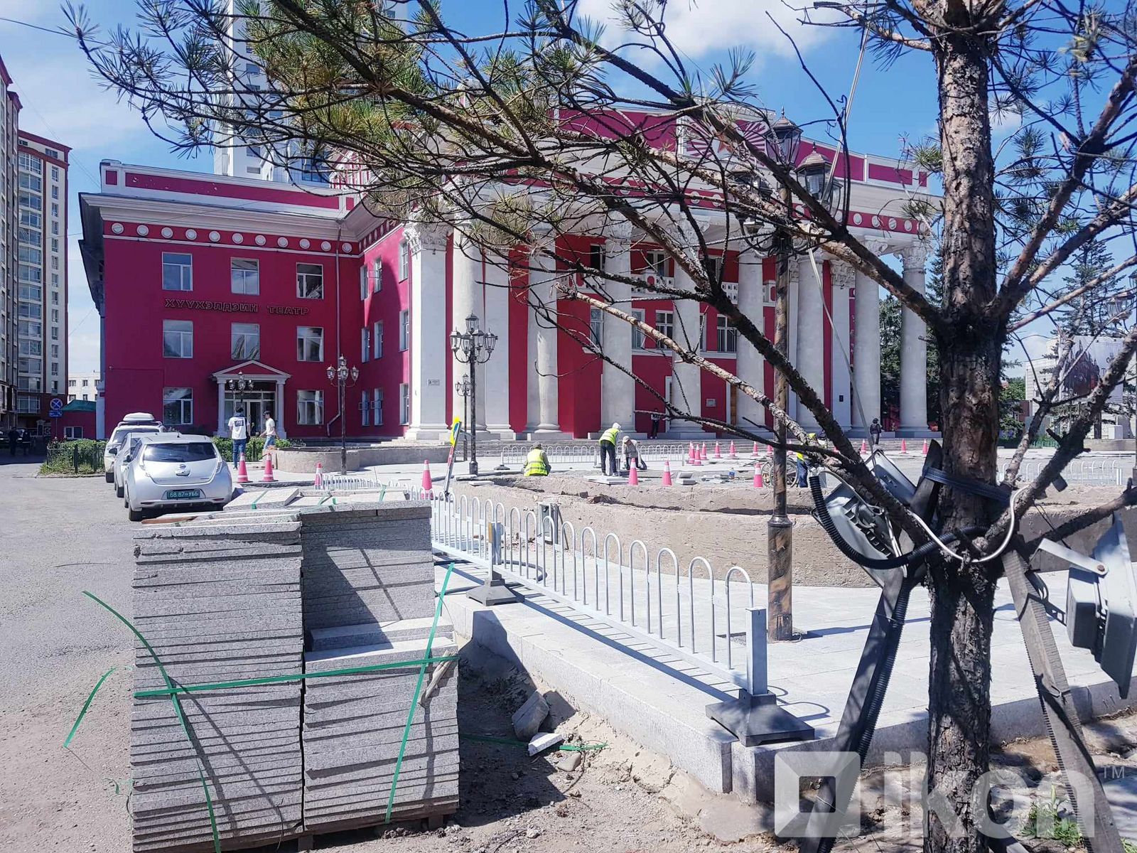 Г.Билгүүн: Драмын театрын гадна талбайн тохижилтыг наймдугаар сарын 1 ...