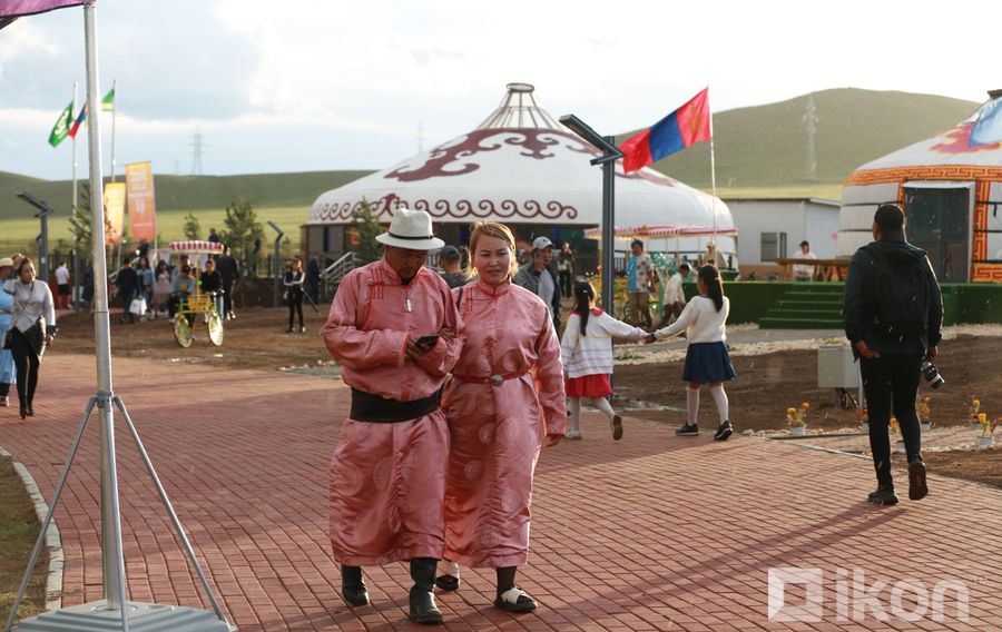 Зураг