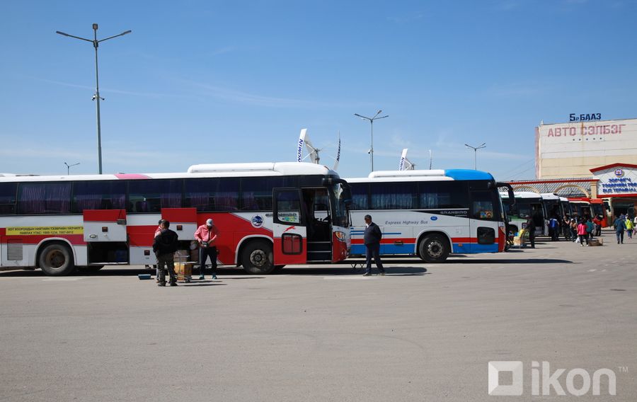 ФОТО: Драгон төвийн авто вокзал нүүжээ