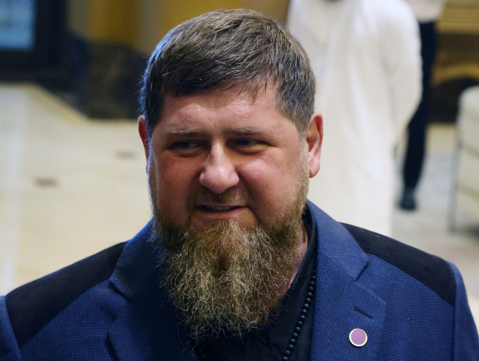 Чеченийн Кадыров нойр булчирхайн үхжилтэй болсныг мэдээлжээ