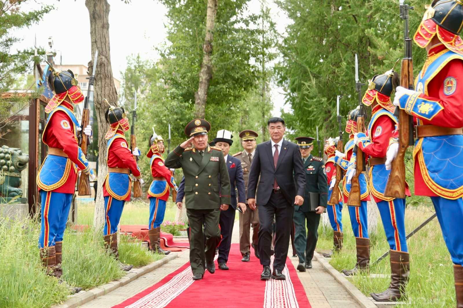 зураг