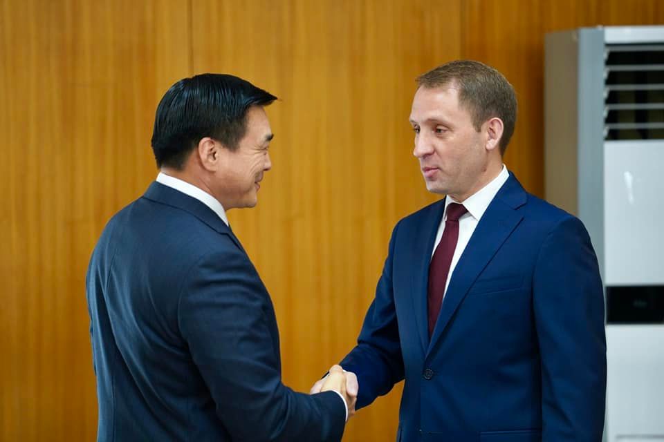 зураг