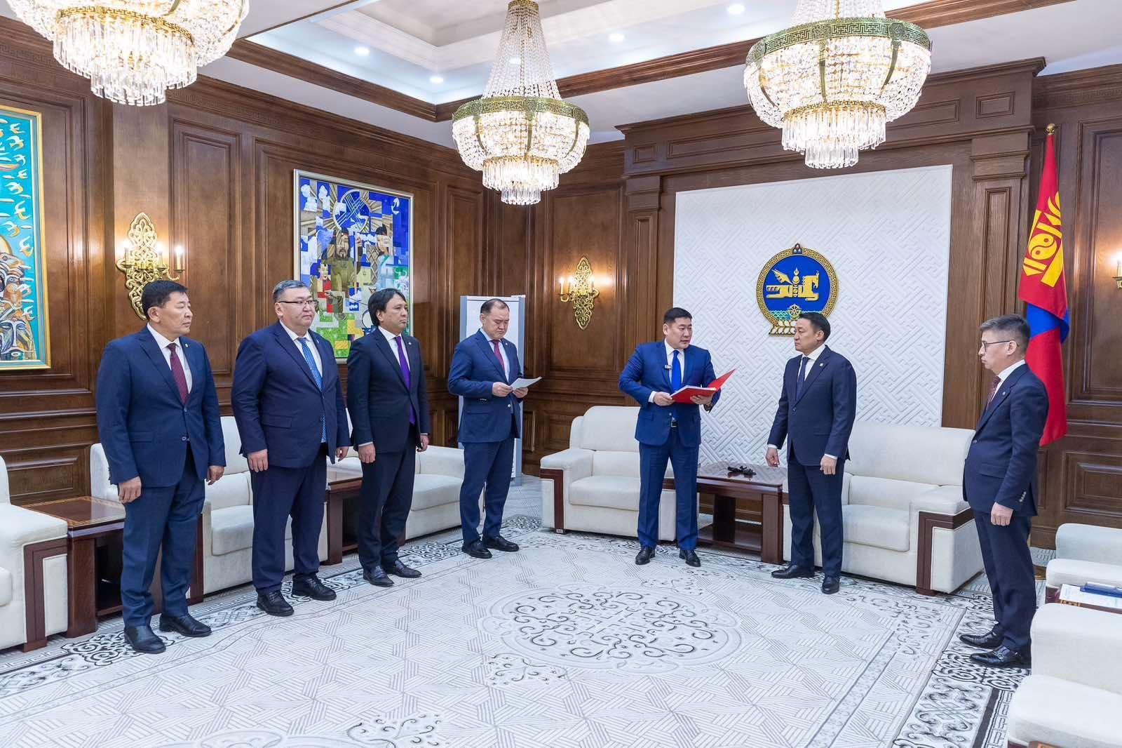 зураг