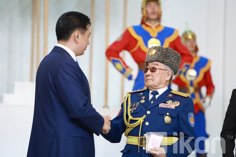 Зураг