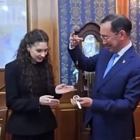 Зураг