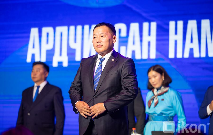 Зураг
