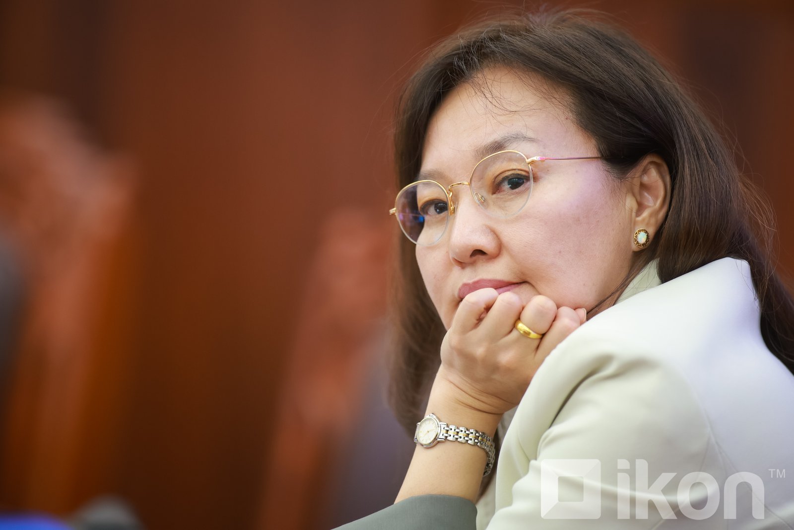 Таңдалған порно онлайн спермы қара әйелдің киска Виртуалды секс, шынайы анальдік корреспонденция