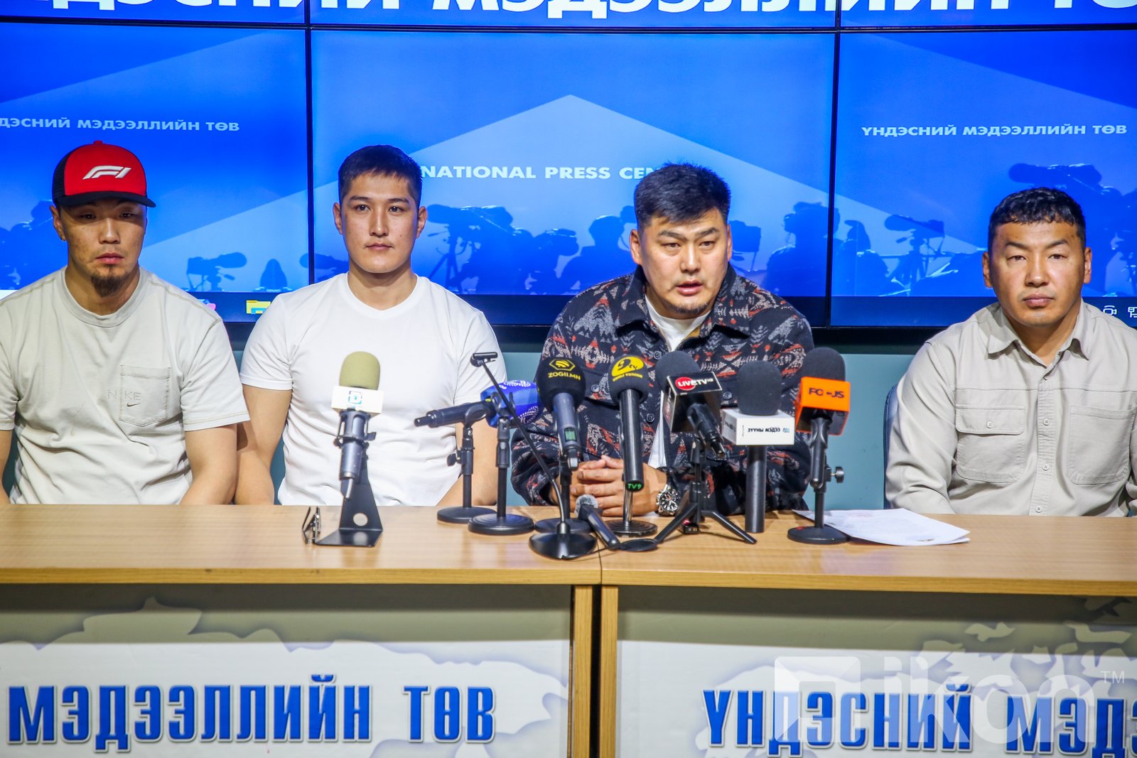 зураг