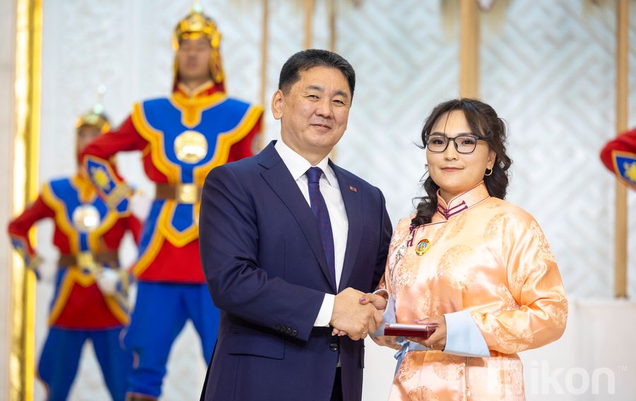 Зураг