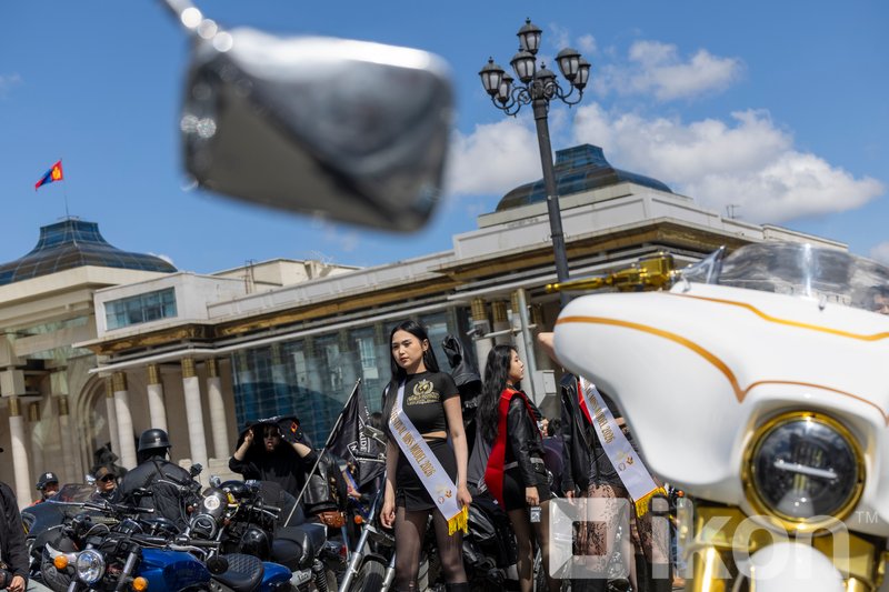 Зураг