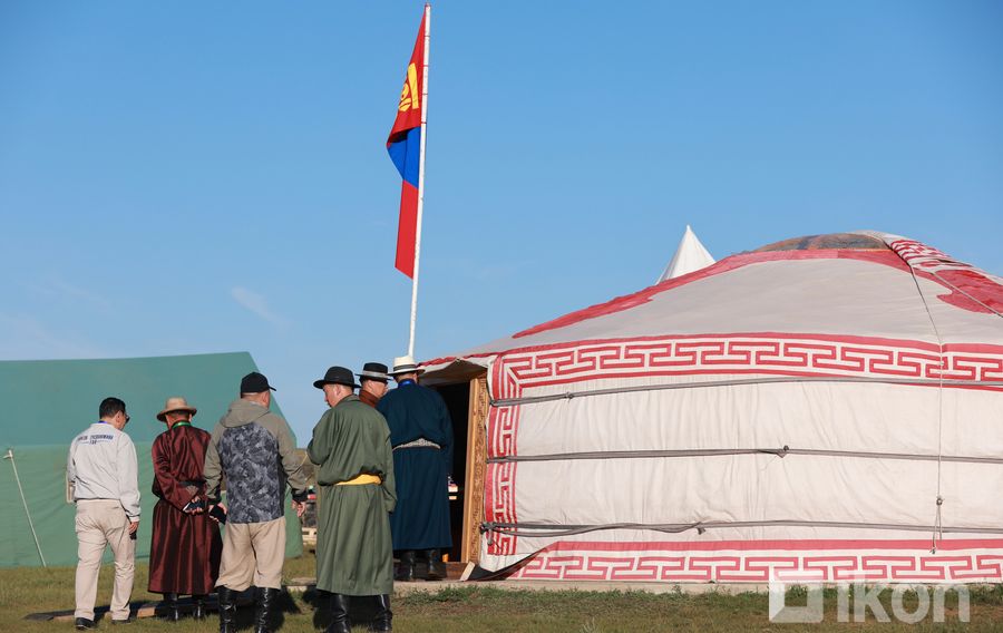Зураг