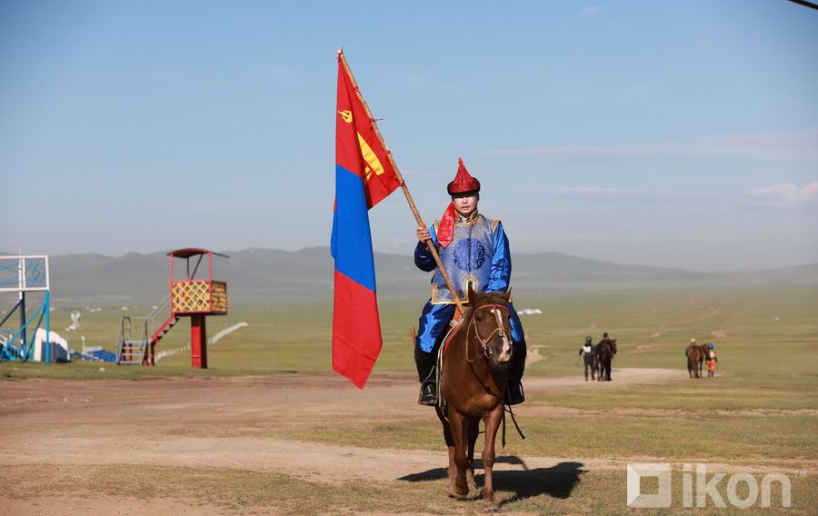 Зураг