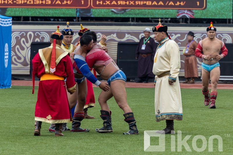 Зураг