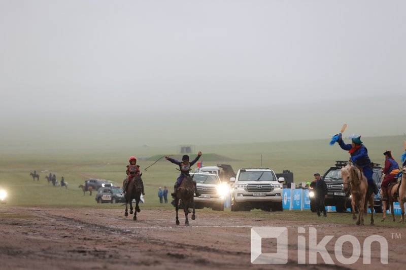 Зураг