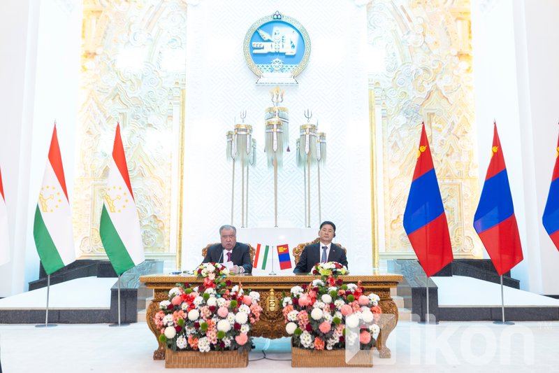 Зураг