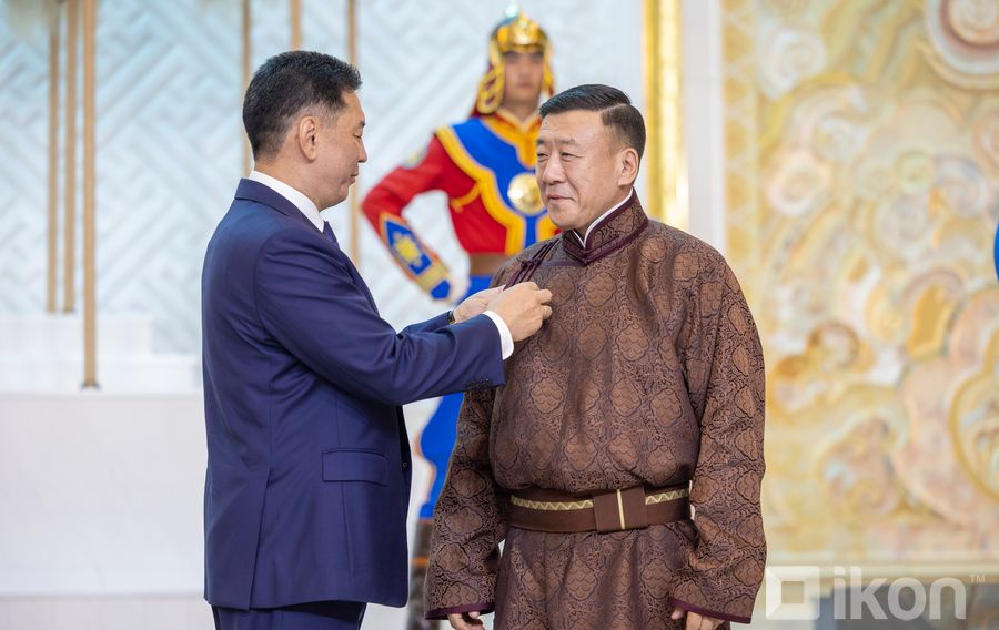 Зураг