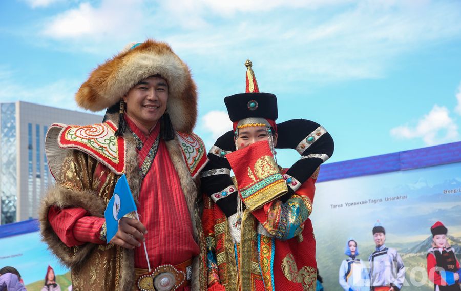 Зураг
