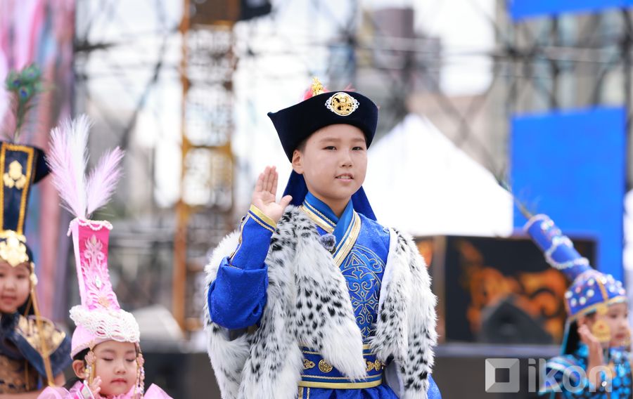 Зураг