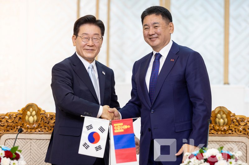 Зураг
