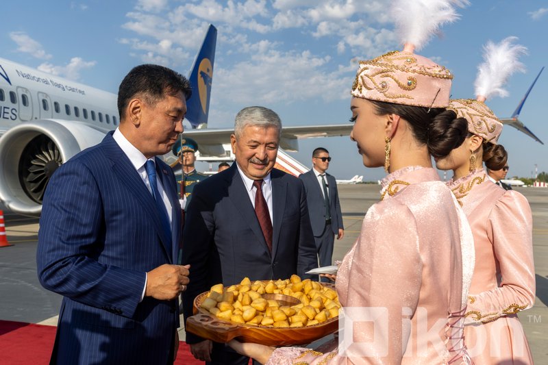 Зураг