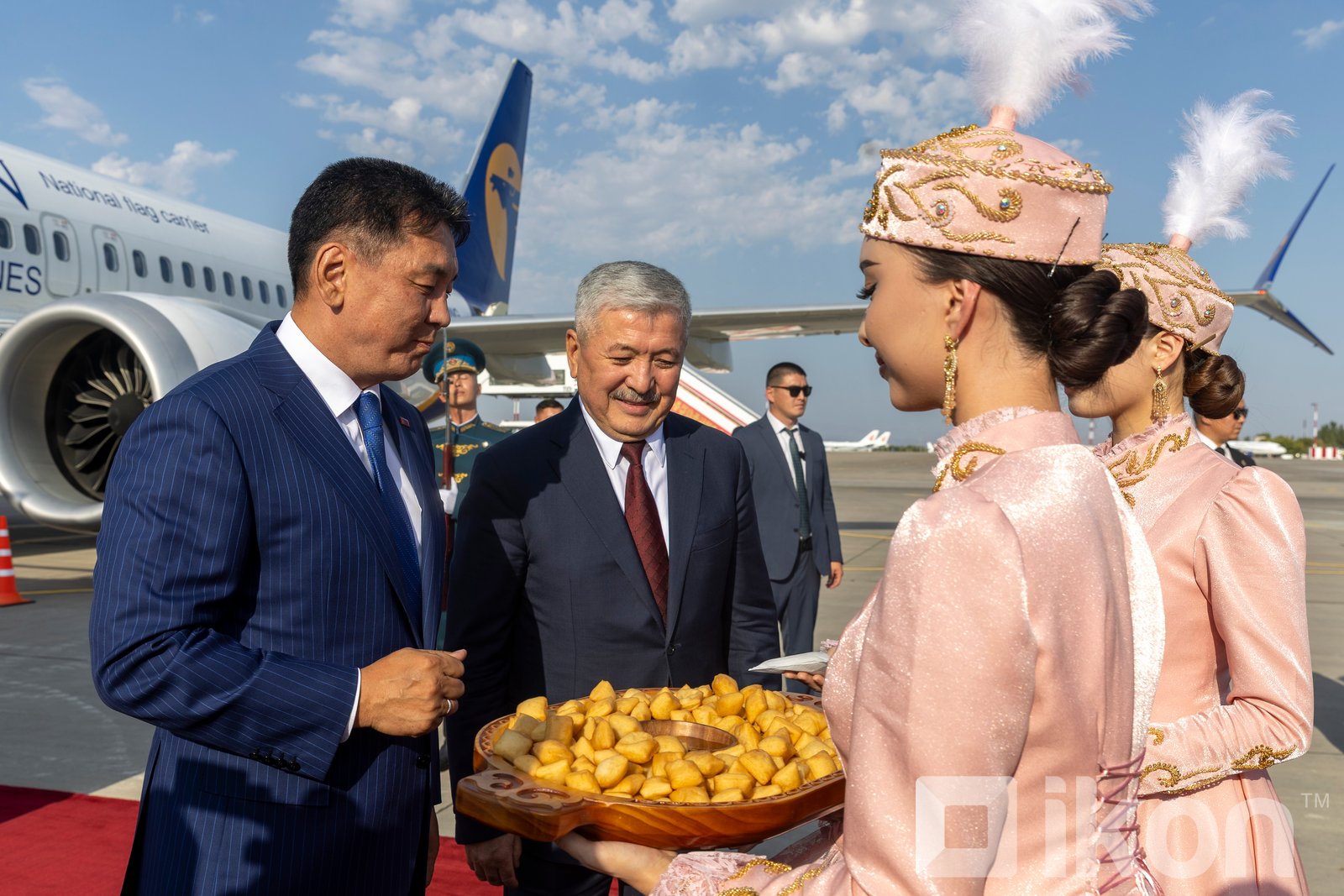 зураг