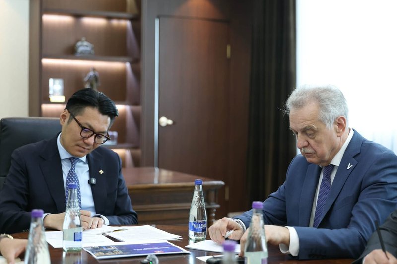 Зураг