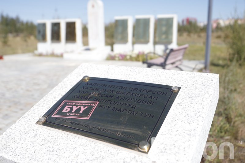 Зураг